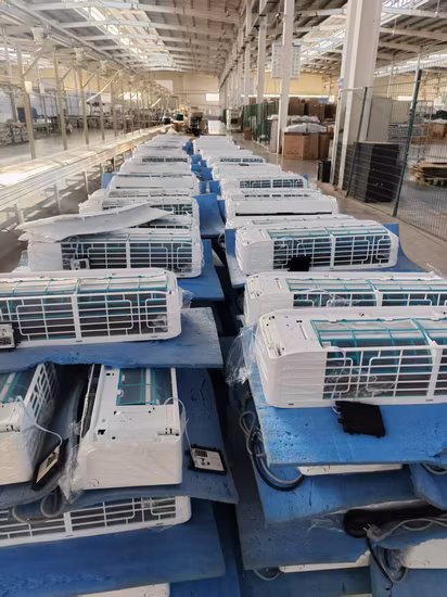 도매 미니 분할 인버터 시스템 난방 및 냉각 에어컨 태양열 구동 20 ~ 26 SEER T3 에어컨 생활 공간